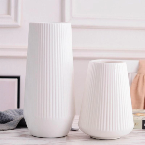 แจกันพลาสติก ทรงขวดน่ารัก สำหรับตกแต่งบ้าน No. 3500